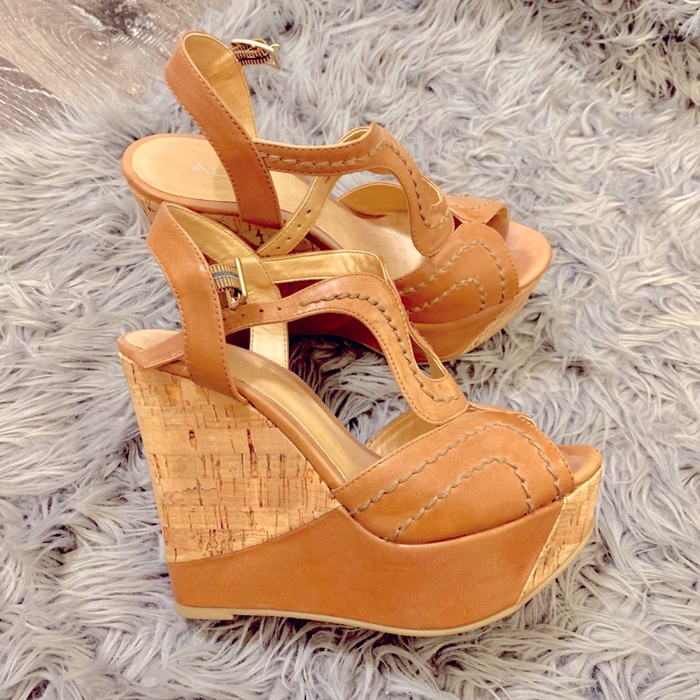 ALDO wedges